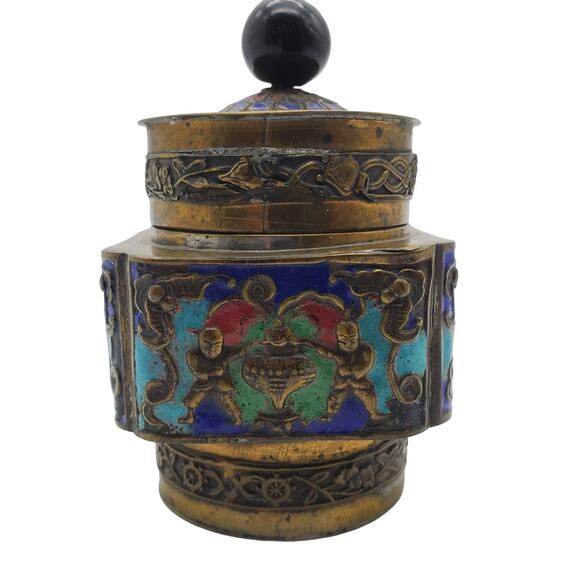 Vintage Chinese Enameled Brass Box Jar Embossed Figures & Cloisonné Enamel Lid - Picture 3 of 12